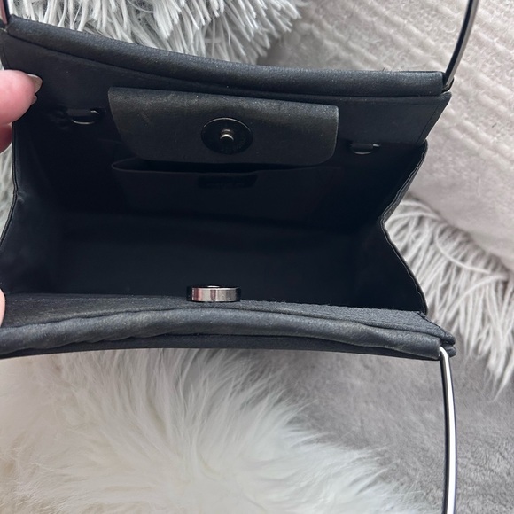 Elegant Black small purse - Picture 8 of 9